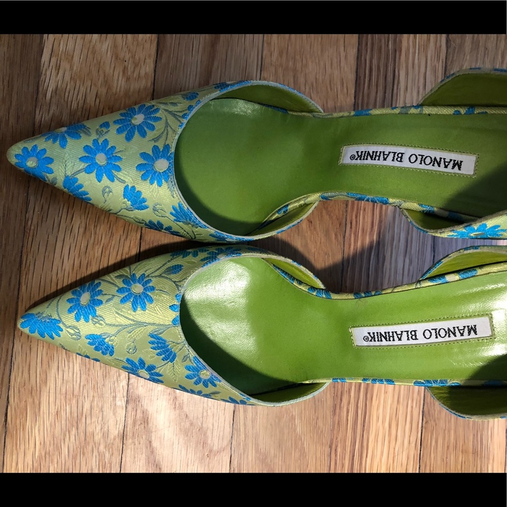 Manolo Blahnik D’Orsay Stilettos